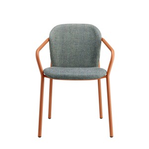 Krzesło Finn z podłokietnikiem  - rama terracotta