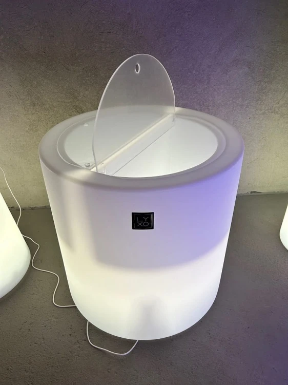 Stolik kawowy Cylinder RGBW LED Lyxo Design, stolik kawowy świecący, stoli kawowy LED, stolik kawowy z miejscem na lód