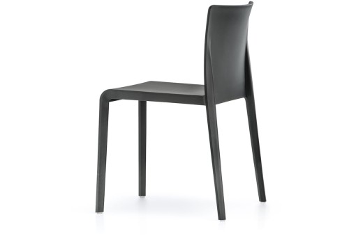 krzesło Volt 670 czarny, krzesło Pedrali, krzesło włoski design, nowoczesny design
