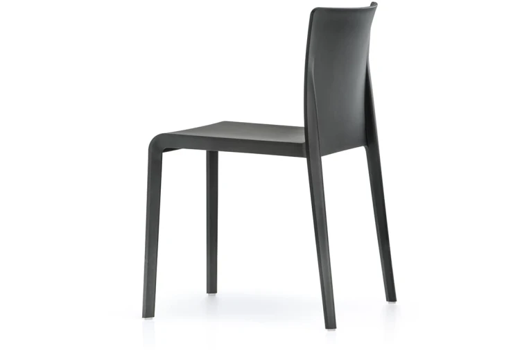 krzesło Volt 670 czarny, krzesło Pedrali, krzesło włoski design, nowoczesny design