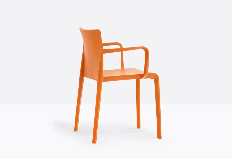 krzesło Volt 675, krzesło Pedrali, krzesło outdoor, krzesło włoski design, krzesło do jadalni, krzesło do kuchni, krzesło do restauracji