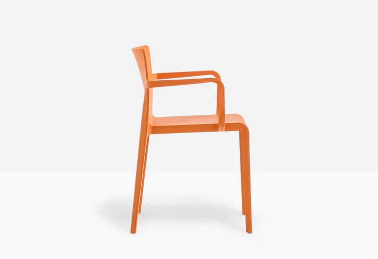 krzesło Volt 675, krzesło Pedrali, krzesło outdoor, krzesło włoski design, krzesło do jadalni, krzesło do kuchni, krzesło do restauracji