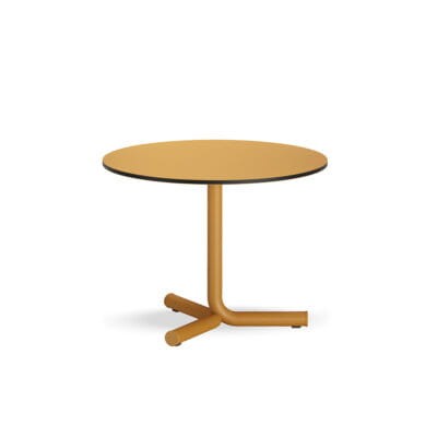 stolik kawowy Jit 3 Legs, stolik Infiniti Design, stolik do salonu, stolik do restauracji, stolik kawowy outdoor, włoski design
