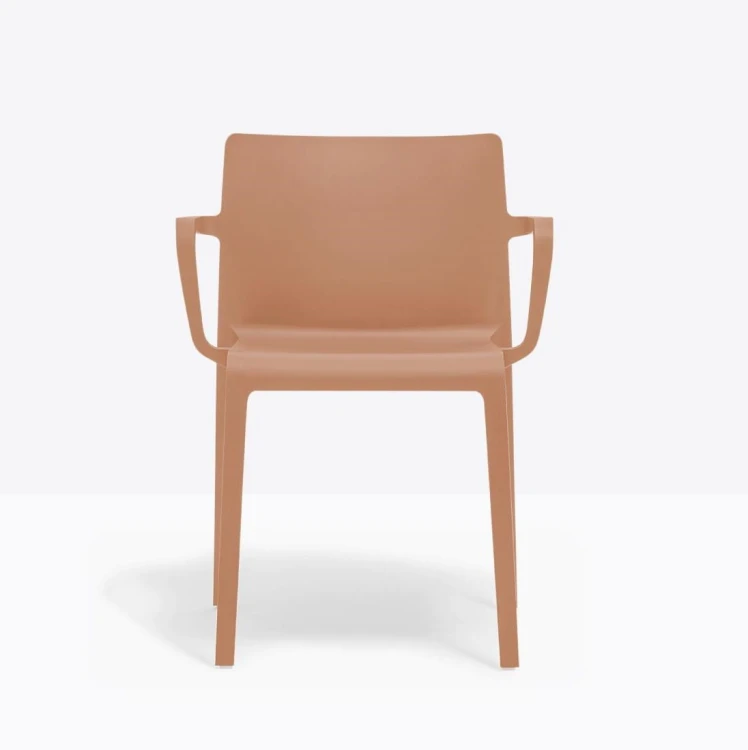 krzesło Volt 675, krzesło Pedrali, krzesło outdoor, krzesło włoski design, krzesło do jadalni, krzesło do kuchni, krzesło do restauracji