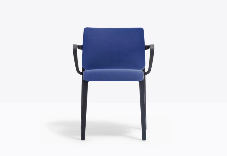 krzesło Volt 676, krzesło Pedrali, krzesło tapicerowane, krzesło do jadalni, krzesło do kuchni, włoski design, nowoczesny design