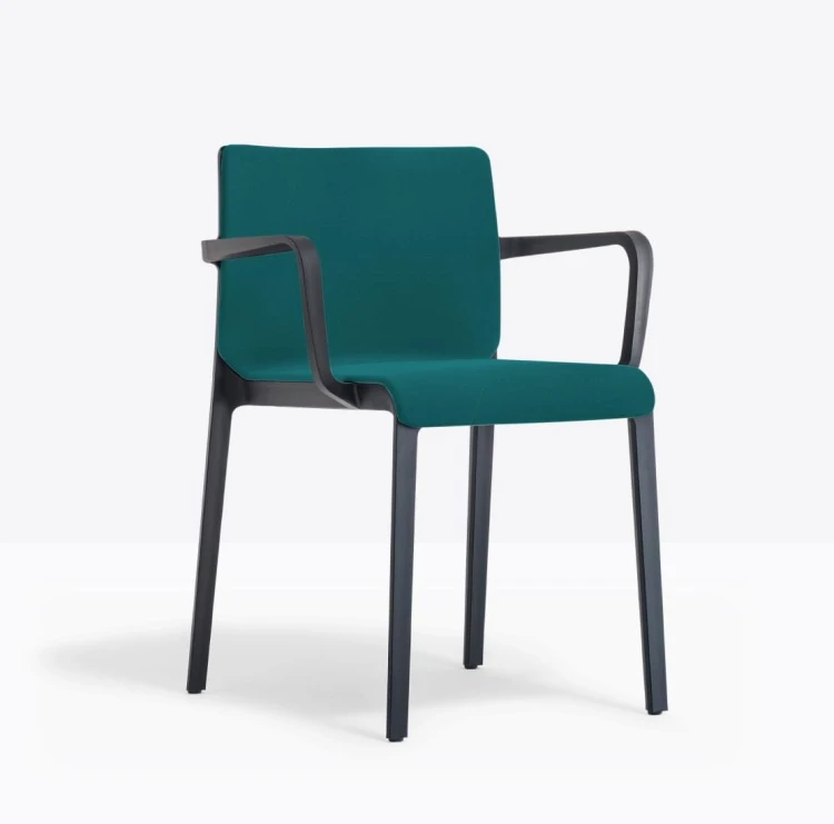 krzesło Volt 676, krzesło Pedrali, krzesło tapicerowane, krzesło do jadalni, krzesło do kuchni, włoski design, nowoczesny design