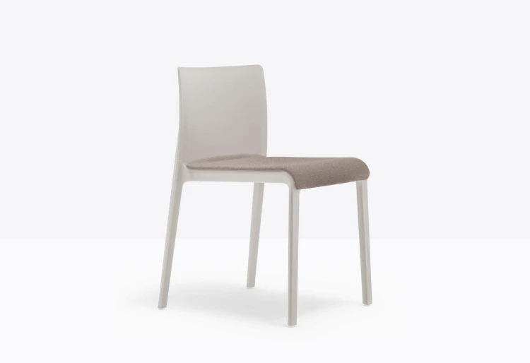 krzesło Volt 671/2, krzesło Pedrali, krzesło tapicerowane, krzesło do jadalni, krzesło do kuchni, włoski design, nowoczesny design