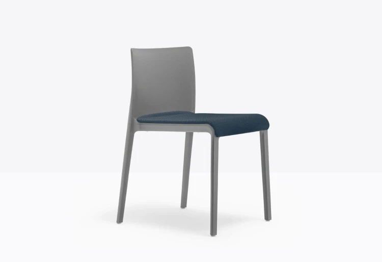 krzesło Volt 671/2, krzesło Pedrali, krzesło tapicerowane, krzesło do jadalni, krzesło do kuchni, włoski design, nowoczesny design