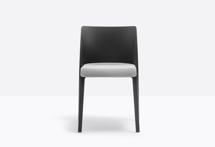 krzesło Volt 671/2, krzesło Pedrali, krzesło tapicerowane, krzesło do jadalni, krzesło do kuchni, włoski design, nowoczesny design