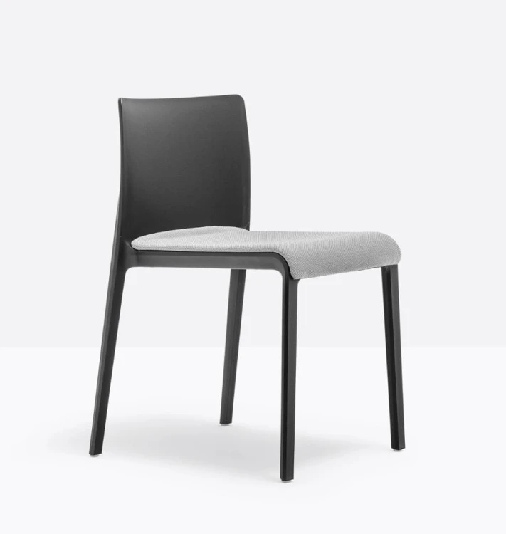 krzesło Volt 671/2, krzesło Pedrali, krzesło tapicerowane, krzesło do jadalni, krzesło do kuchni, włoski design, nowoczesny design