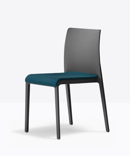 krzesło Volt 673/2, krzesło Pedrali, krzesło tapicerowane, krzesło do jadalni, krzesło do kuchni, włoski design, nowoczesny design