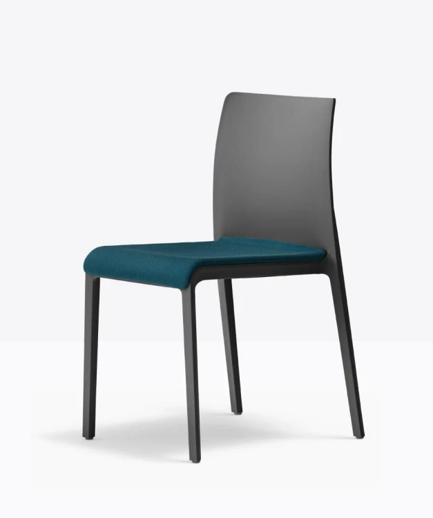krzesło Volt 673/2, krzesło Pedrali, krzesło tapicerowane, krzesło do jadalni, krzesło do kuchni, włoski design, nowoczesny design