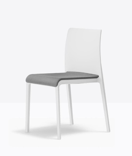 krzesło Volt 673/2, krzesło Pedrali, krzesło tapicerowane, krzesło do jadalni, krzesło do kuchni, włoski design, nowoczesny design