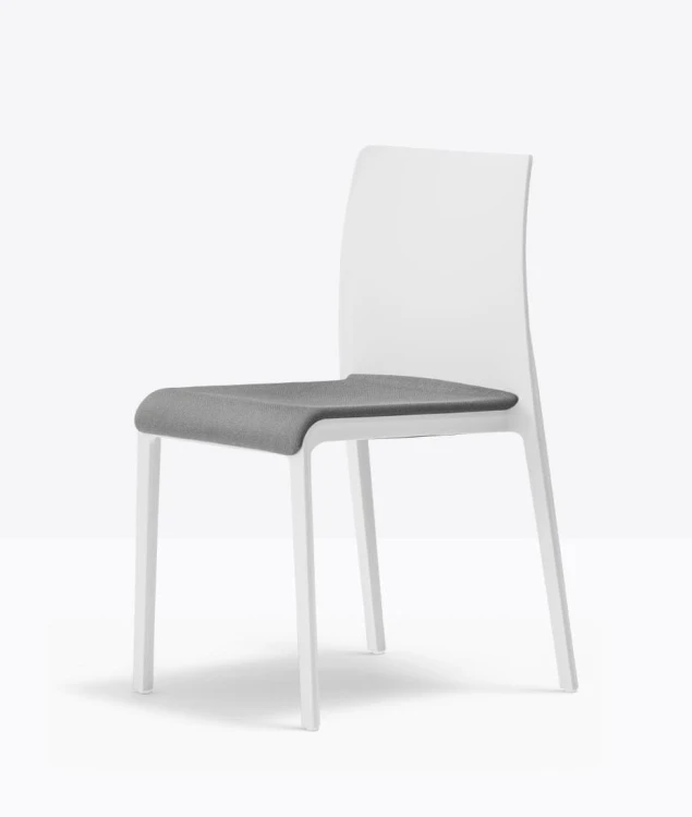 krzesło Volt 673/2, krzesło Pedrali, krzesło tapicerowane, krzesło do jadalni, krzesło do kuchni, włoski design, nowoczesny design