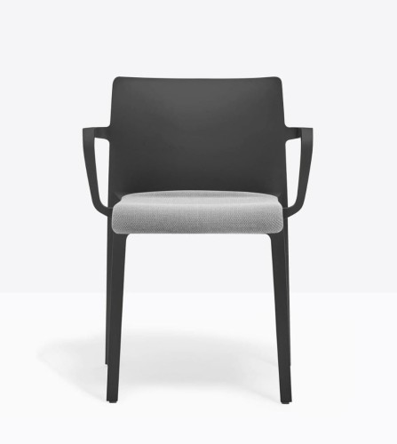 krzesło Volt 676/2, krzesło Pedrali, krzesło tapicerowane, krzesło do jadalni, krzesło do kuchni, włoski design, nowoczesny design