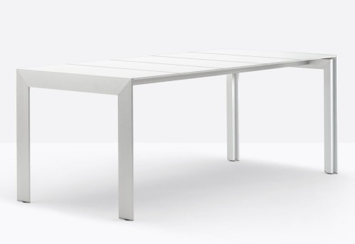 stół Matrix TMD, stół Pedrali, stół outdoorowy, stół prostokątny, czarny stół, sół do jadalni, elegancki stół, włoski design, nowoczesny design