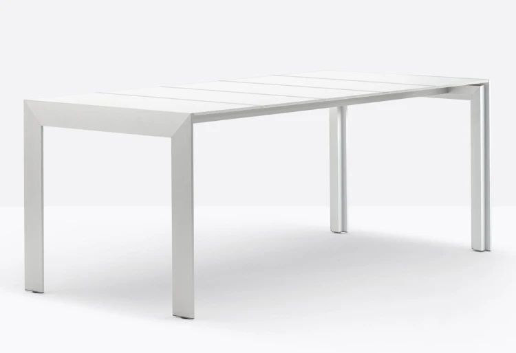 stół Matrix TMD, stół Pedrali, stół outdoorowy, stół prostokątny, czarny stół, sół do jadalni, elegancki stół, włoski design, nowoczesny design
