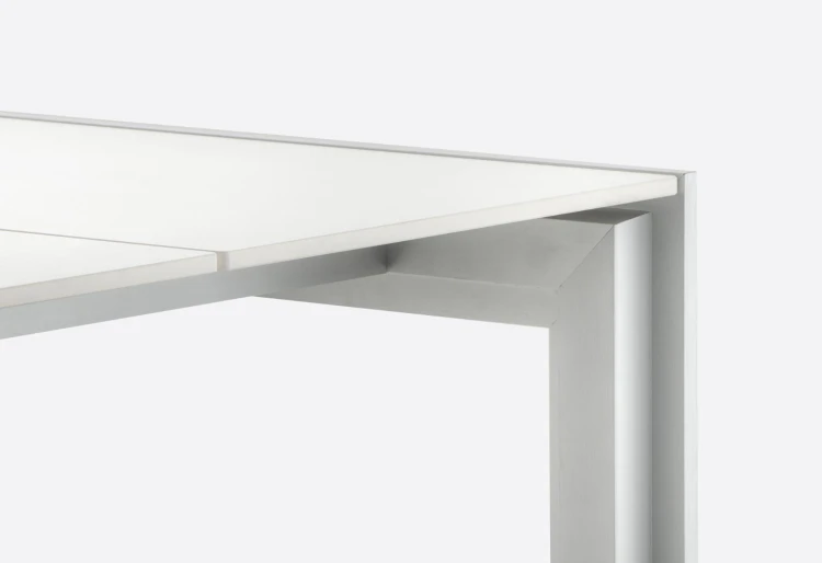 stół Matrix TMD, stół Pedrali, stół outdoorowy, stół prostokątny, czarny stół, sół do jadalni, elegancki stół, włoski design, nowoczesny design