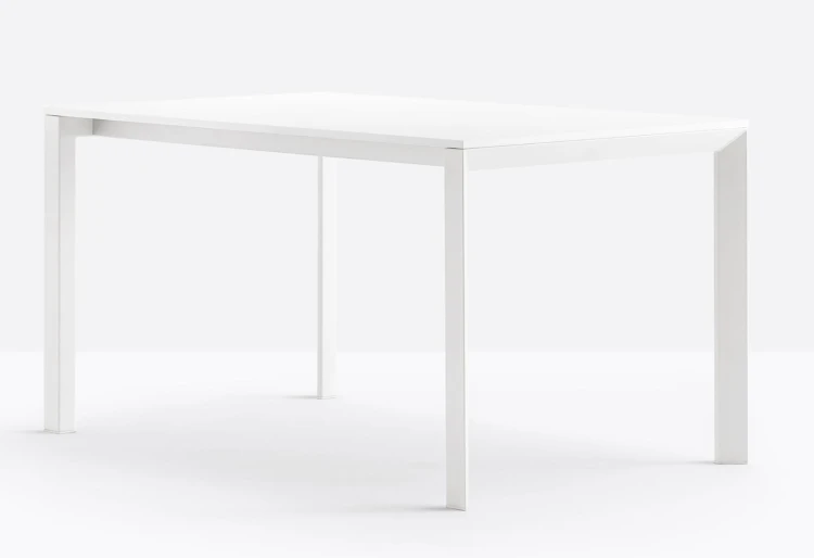 stół More, stół Pedrali, stół rozkładany, biały stół, stół do jadalni, stół do sali konferencyjnej, stół prostokątny, nowoczesny design, włoski design