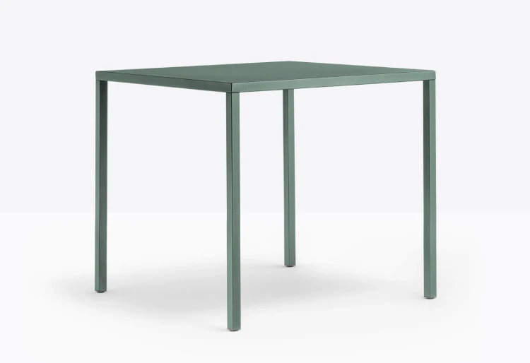 stół Fabbrico, stół Pedrali, stół metalowy, stół outdoorowy, stół różne kolory, stół do restauracji, stół na taras, stół włoski design, nowoczesny design