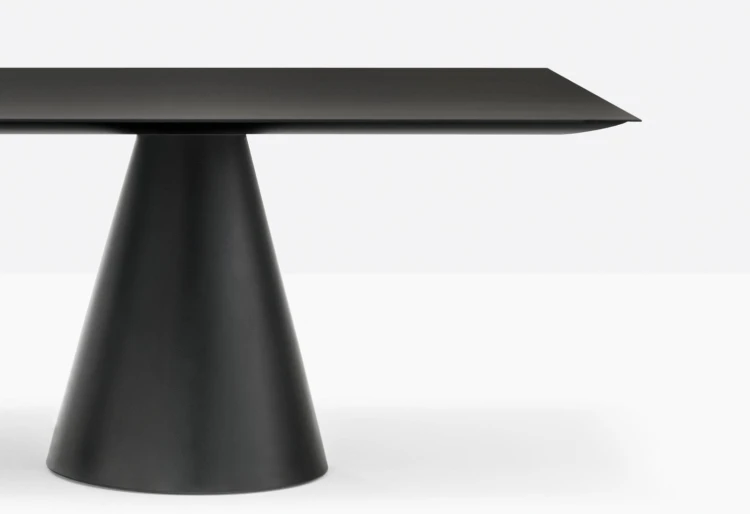 stół Ikon, stół Pedrali, stół do jadalni, stół do restauracji, stół prostokątny, nowoczesny design, włoski design