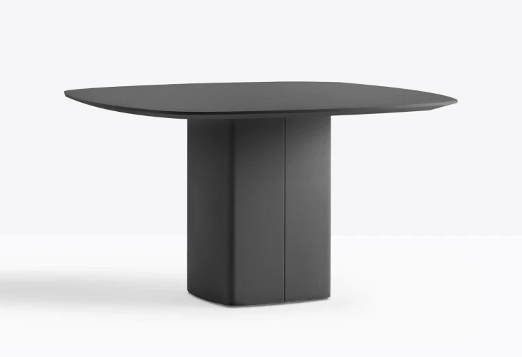 stół Aero, stół Pedrali, stół do jadalni, stół kwadratowy, stół nowoczesny, nowoczesny design, włoski design