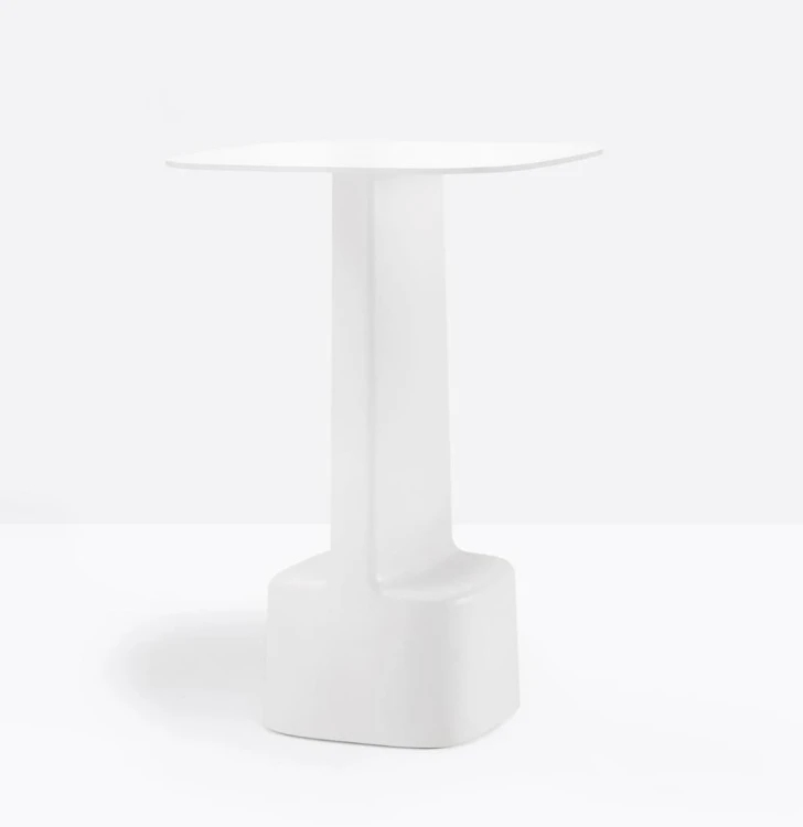 stolik barowy Serif, stolik Pedrali, stolik outdoorowy, stolik nowoczesny, stolik do restauracji, nowoczesny design, włoski design