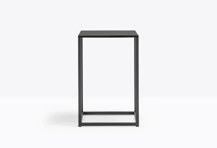 stolik kawowy Code, stolik kawowy Pedrali, stolik kawowy do salonu, stolik kawowy minimalistyczny, stolik loftowy, stolik stalowy, nowoczesny design, włoski design