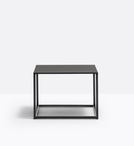 stolik kawowy Code, stolik kawowy Pedrali, stolik kawowy do salonu, stolik kawowy minimalistyczny, stolik loftowy, stolik stalowy, nowoczesny design, włoski design