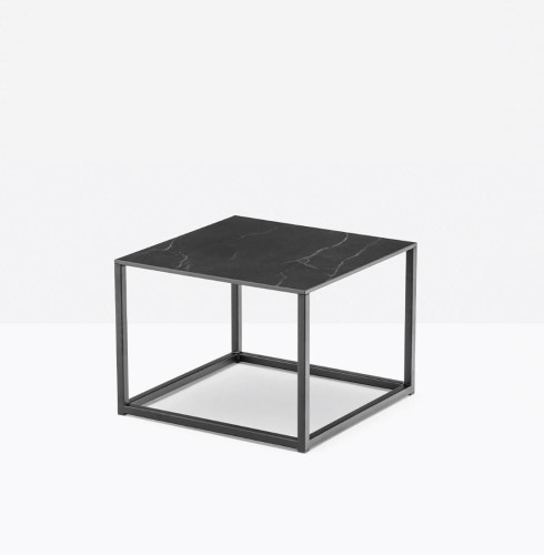 stolik kawowy Code, stolik Code Marble, stolik kawowy Pedrali, stolik kawowy do salonu, stolik kawowy minimalistyczny, stolik loftowy, stolik marmurowy, nowoczesny design, włoski design