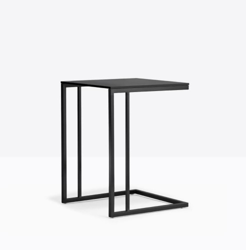 stolik boczny TST, stolik boczny Pedrali, stolik boczny do salonu, stolik boczny do sypialni, nowoczesny stolik boczny, nowoczesny design, włoski design