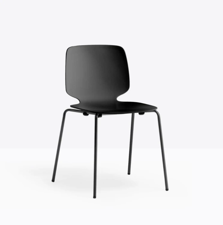 krzesło Babila, krzesło Pedrali, krzesło minimalistyczne, krzesło do jadalni, krzesło do kuchni, krzesło konferencyjne, nowoczesny design, włoski design