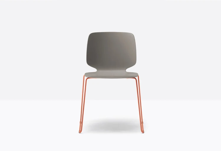 krzesło Babila, krzesło Pedrali, krzesło minimalistyczne, krzesło do jadalni, krzesło do kuchni, krzesło konferencyjne, nowoczesny design, włoski design