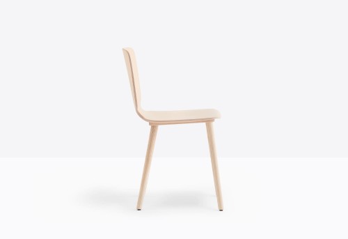 krzesło Babila, krzesło Pedrali, krzesło minimalistyczne, krzesło do jadalni, krzesło do kuchni, krzesło konferencyjne, nowoczesny design, włoski design