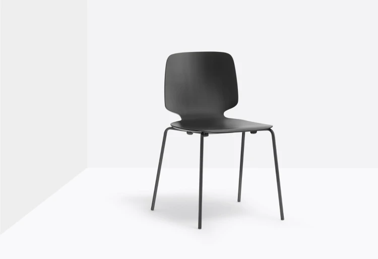 krzesło Babila, krzesło Pedrali, krzesło minimalistyczne, krzesło do jadalni, krzesło do kuchni, krzesło konferencyjne, nowoczesny design, włoski design
