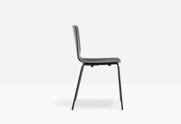 krzesło Babila, krzesło Pedrali, krzesło minimalistyczne, krzesło do jadalni, krzesło do kuchni, krzesło konferencyjne, nowoczesny design, włoski design