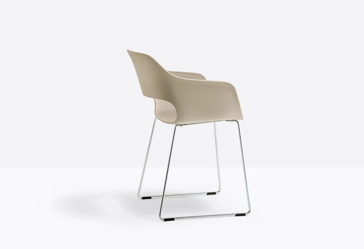 krzesło Babila, krzesło Pedrali, krzesło minimalistyczne, krzesło do jadalni, krzesło do kuchni, krzesło konferencyjne, nowoczesny design, włoski design