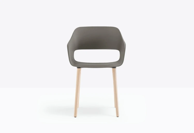 krzesło Babila, krzesło Pedrali, krzesło minimalistyczne, krzesło do jadalni, krzesło do kuchni, krzesło konferencyjne, nowoczesny design, włoski design