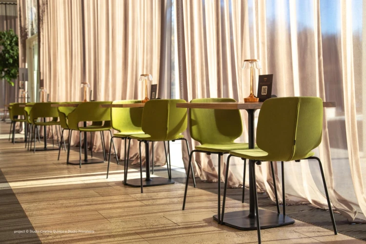 krzesło Babila, krzesło Pedrali, krzesło minimalistyczne, krzesło do jadalni, krzesło do kuchni, krzesło konferencyjne, nowoczesny design, włoski design