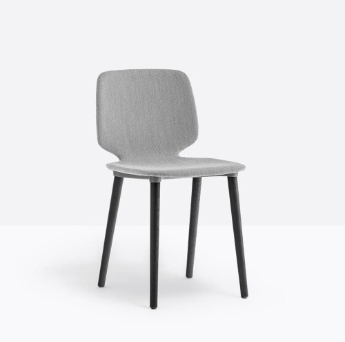 krzesło Babila, krzesło Pedrali, krzesło minimalistyczne, krzesło do jadalni, krzesło do kuchni, krzesło konferencyjne, nowoczesny design, włoski design