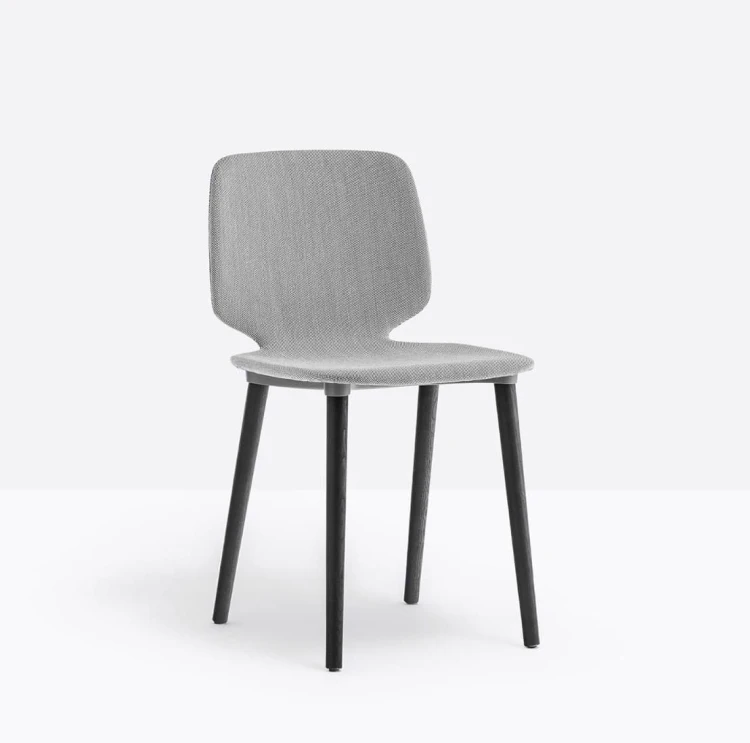 krzesło Babila, krzesło Pedrali, krzesło minimalistyczne, krzesło do jadalni, krzesło do kuchni, krzesło konferencyjne, nowoczesny design, włoski design