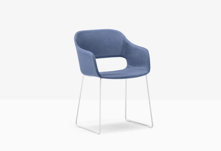 krzesło Babila, krzesło Pedrali, krzesło minimalistyczne, krzesło do jadalni, krzesło do kuchni, krzesło konferencyjne, nowoczesny design, włoski design