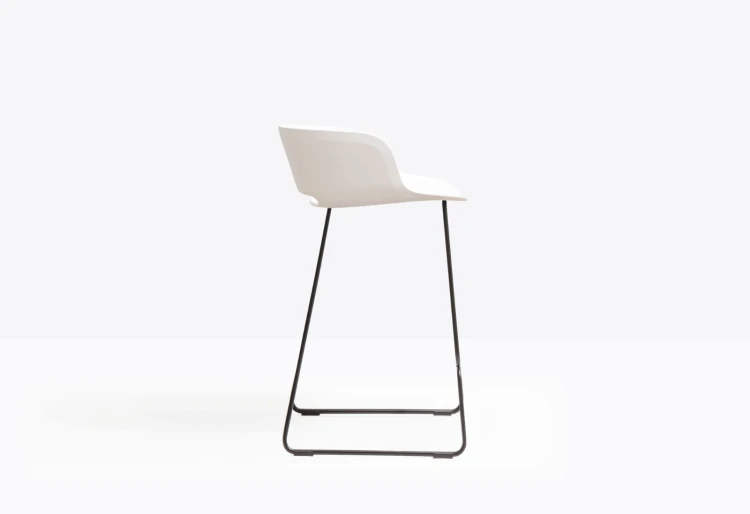 hoker Babila, hoker Pedrali, hoker do kuchni, hoker do jadalni, hoker do restauracji, hoker włoski, nowoczesny design, włoski design