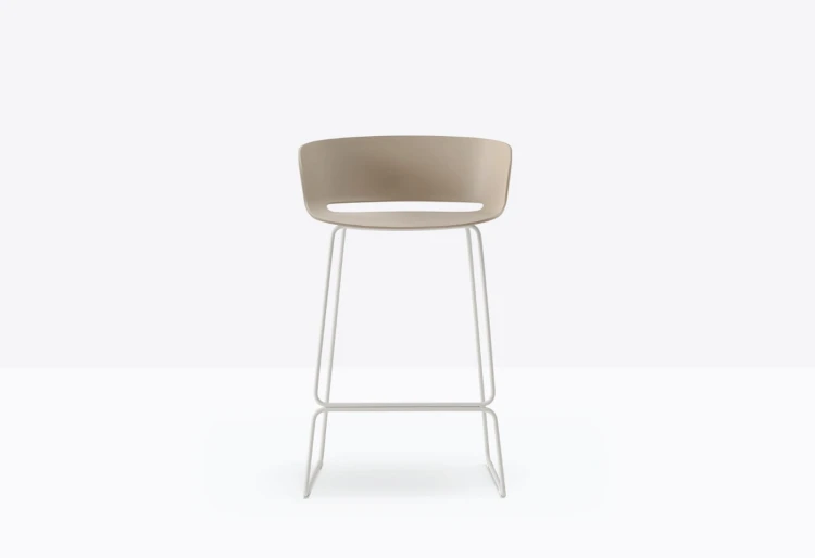 hoker Babila, hoker Pedrali, hoker do kuchni, hoker do jadalni, hoker do restauracji, hoker włoski, nowoczesny design, włoski design