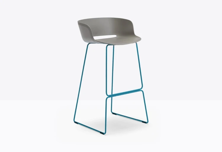 hoker Babila, hoker Pedrali, hoker do kuchni, hoker do jadalni, hoker do restauracji, hoker włoski, nowoczesny design, włoski design