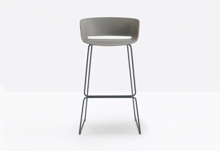 hoker Babila, hoker Pedrali, hoker do kuchni, hoker do jadalni, hoker do restauracji, hoker włoski, nowoczesny design, włoski design