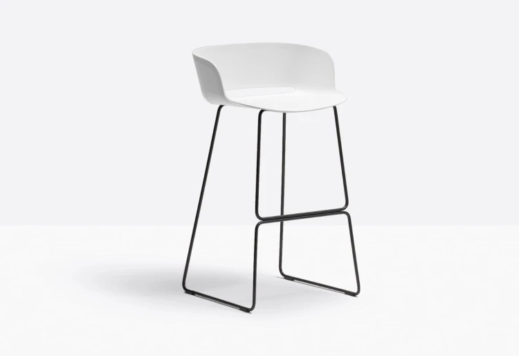 hoker Babila, hoker Pedrali, hoker do kuchni, hoker do jadalni, hoker do restauracji, hoker włoski, nowoczesny design, włoski design