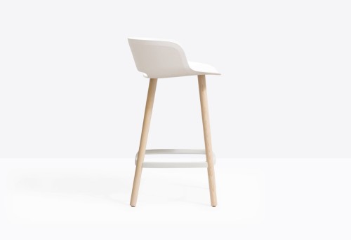 hoker Babila, hoker Pedrali, hoker do kuchni, hoker do jadalni, hoker do restauracji, hoker włoski, nowoczesny design, włoski design