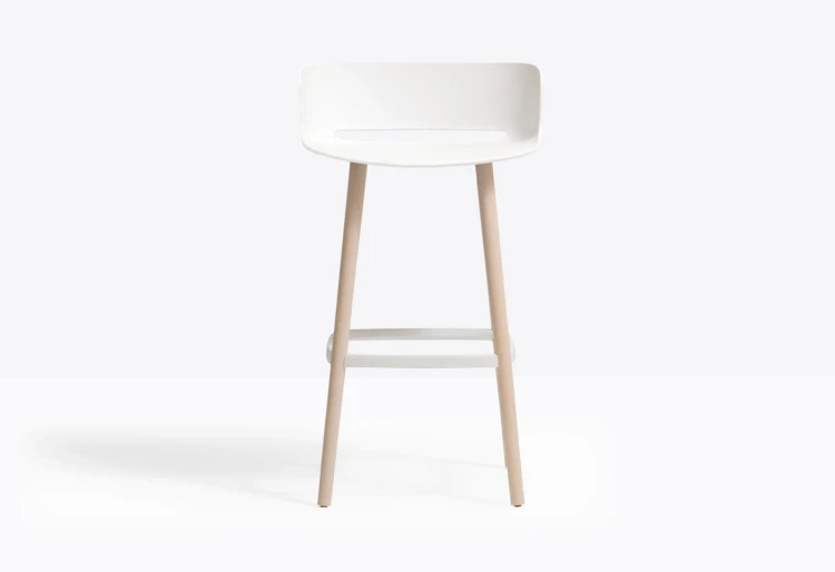 hoker Babila, hoker Pedrali, hoker do kuchni, hoker do jadalni, hoker do restauracji, hoker włoski, nowoczesny design, włoski design