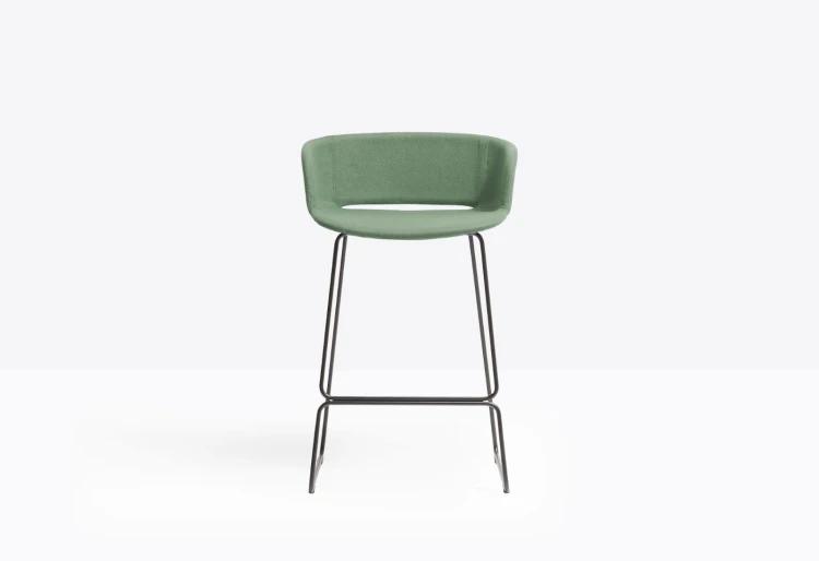 hoker Babila, hoker Pedrali, hoker do kuchni, hoker do jadalni, hoker do restauracji, hoker włoski, nowoczesny design, włoski design